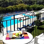 Apartahotel Lola's 3 Dassia (Corfu)