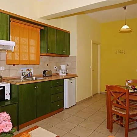 Lola's 3 Appart hôtel