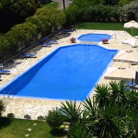 Lola's 3 Appart hôtel Dassia (Corfu)